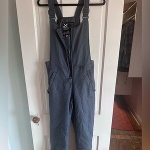 Arctix Black and Gray Women's Insulated Jacket